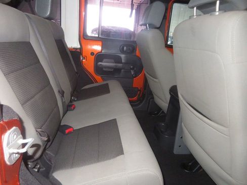 Used 2010 Jeep Wrangler Unlimited Sport w/ Black Appearance Group image 28