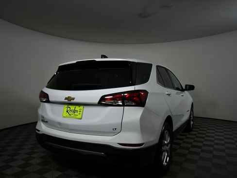 Used 2022 Chevrolet Equinox LT image 11