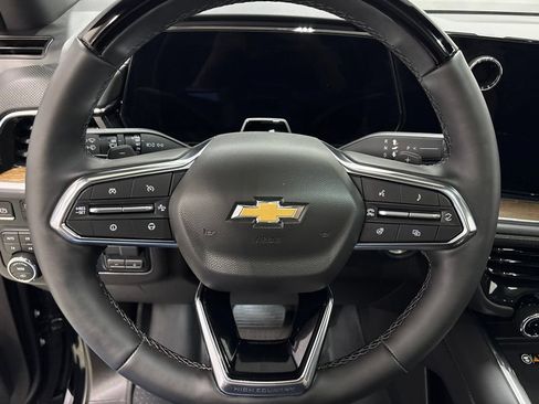 Used 2026 Chevrolet Suburban High Country AWD/4WD image 20