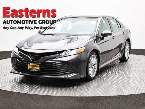 Used 2018 Toyota Camry XLE w/ Driver Assist Package FWD image 1