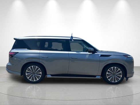 Used 2025 INFINITI QX80 Sensory AWD/4WD image 6