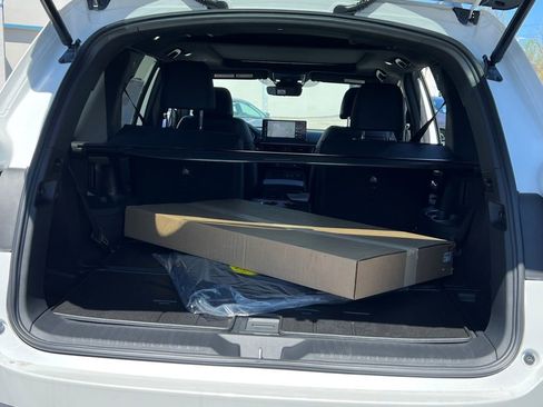 New 2026 Honda Pilot Black Edition image 12