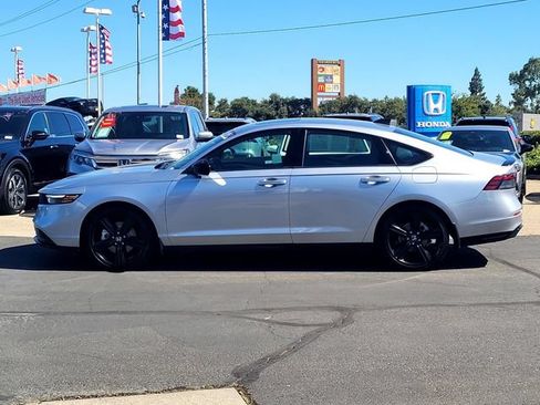 Certified 2025 Honda Accord Sport image 7
