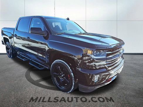 Used 2018 Chevrolet Silverado 1500 LTZ Z71 w/ Redline Edition image 4