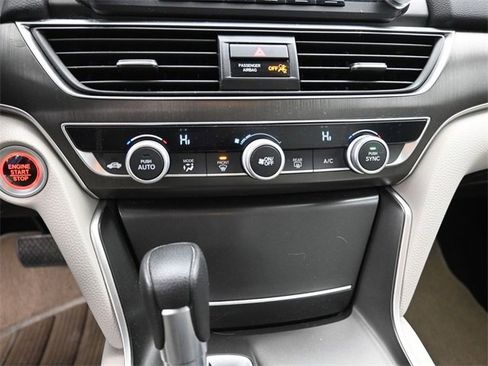 Used 2019 Honda Accord LX image 27