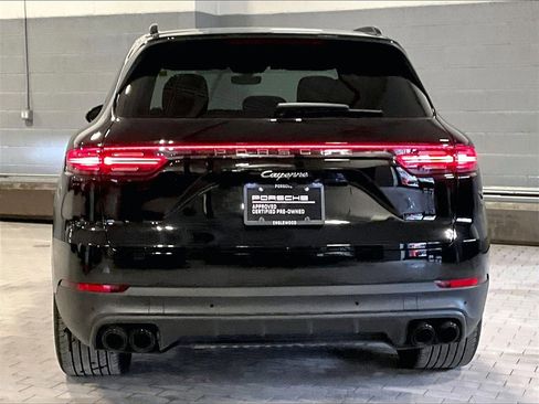 Certified 2023 Porsche Cayenne image 9