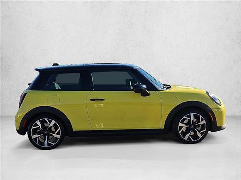 Used 2025 MINI Cooper S image 4
