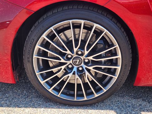 Used 2015 Lexus RC F w/ Premium Package RWD image 7