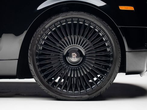 Used 2007 Rolls-Royce Phantom Sedan RWD image 35