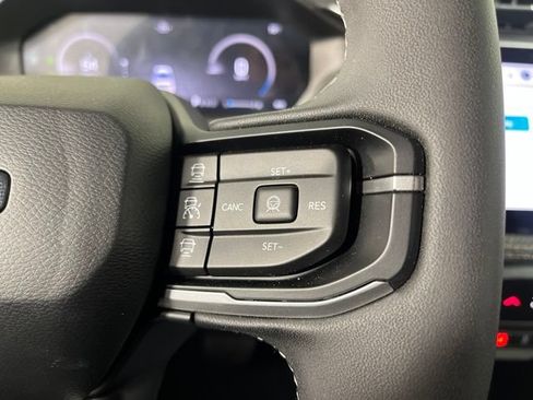 Used 2026 Jeep Cherokee Limited AWD/4WD image 21