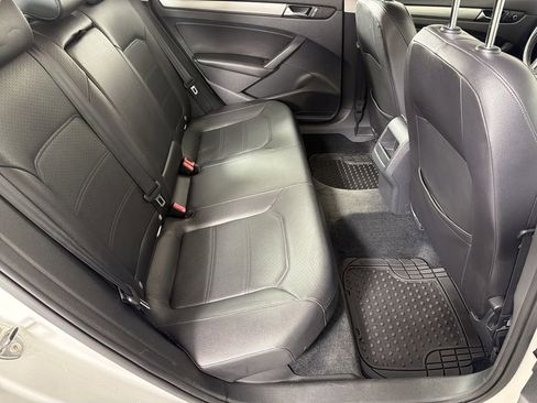 Used 2014 Volkswagen Passat 1.8T image 13