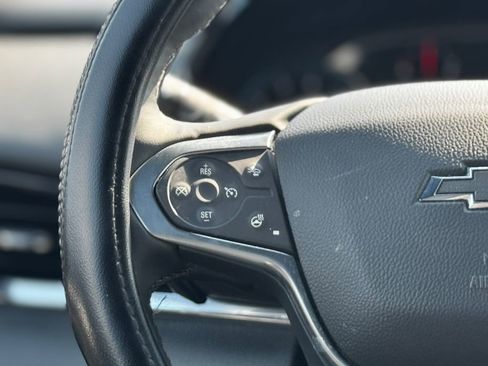 Used 2023 Chevrolet Traverse RS w/ LPO, Floor Liner Package image 4