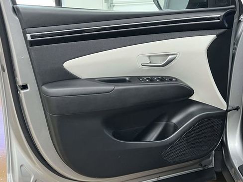 Used 2023 Hyundai Tucson SEL w/ Convenience Package FWD image 17