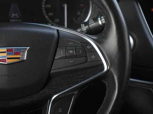 Used 2023 Cadillac XT5 Premium Luxury FWD image 18