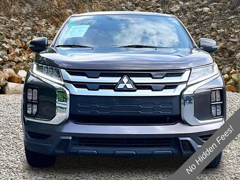 Used 2020 Mitsubishi Outlander Sport SE FWD image 3