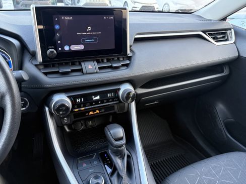 Certified 2025 Toyota RAV4 XLE image 9