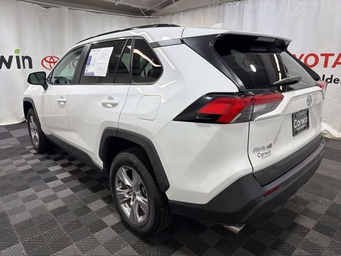 Used 2025 Toyota RAV4 XLE image 4