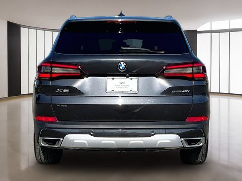 Used 2022 BMW X5 sDrive40i w/ Premium Package RWD image 4