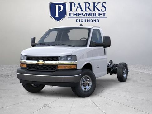 New 2025 Chevrolet Express 3500 w/ Power Convenience Package RWD image 10