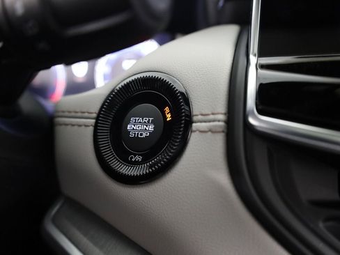 New 2026 Jeep Compass Limited w/ Sun, Sound & Navigation Group image 31