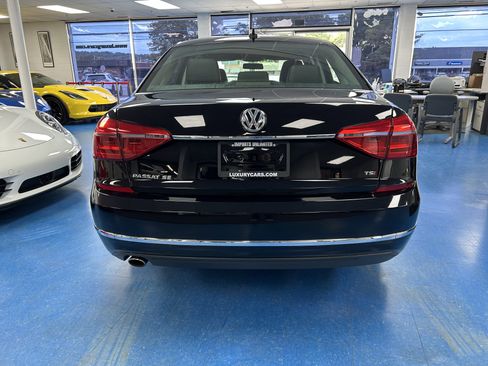 Used 2016 Volkswagen Passat 1.8T SE image 11