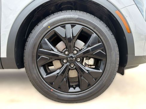Used 2025 Kia Sportage X-Line w/ Premium Package AWD/4WD image 10