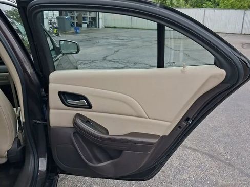 Used 2015 Chevrolet Malibu LT w/ Power Convenience Package FWD image 22