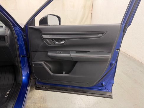 Used 2023 Honda CR-V Sport image 9