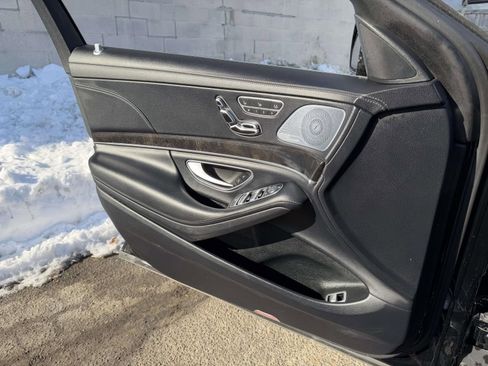 Used 2020 Mercedes-Benz S 450 4MATIC Sedan w/ Premium Package image 35