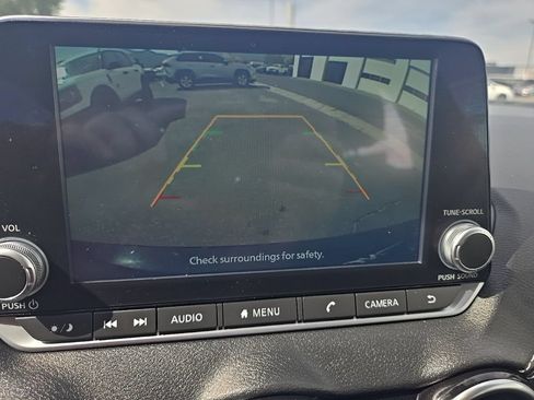 Used 2024 Nissan Sentra SV FWD image 21