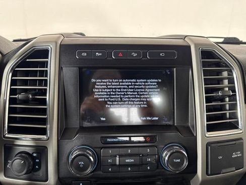 Used 2017 Ford F250 Lariat w/ Chrome Package AWD/4WD image 15