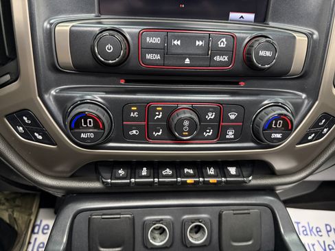 Used 2016 GMC Sierra 2500 Denali w/ Duramax Plus Package AWD/4WD image 18