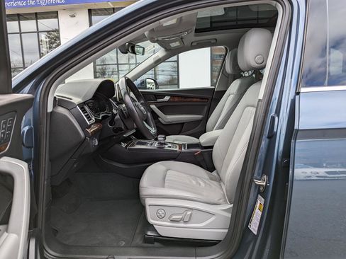 Used 2018 Audi Q5 2.0T Premium Plus w/ Premium Plus Package AWD/4WD image 12