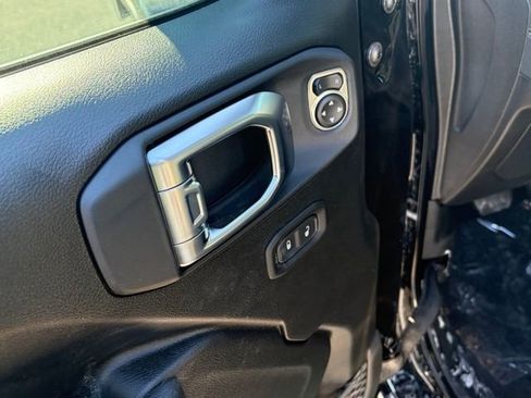 New 2026 Jeep Wrangler Unlimited Rubicon image 13