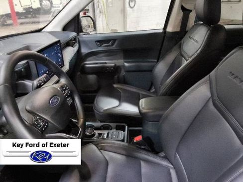 Certified 2025 Ford Maverick Lariat w/ Black Appearance Package AWD/4WD image 26