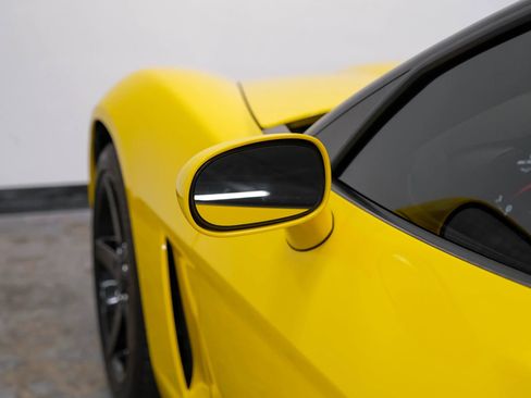 Used 2006 Chevrolet Corvette Coupe image 30