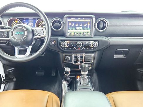 Used 2021 Jeep Wrangler Unlimited Sahara image 27