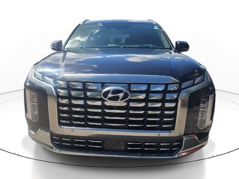 Used 2023 Hyundai Palisade Calligraphy w/ Cargo Package AWD/4WD image 3