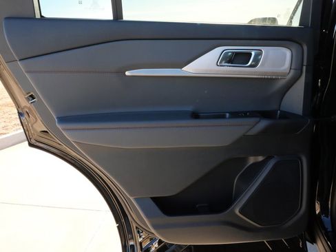 New 2026 Ford Explorer Active w/ Active Comfort Package RWD image 12