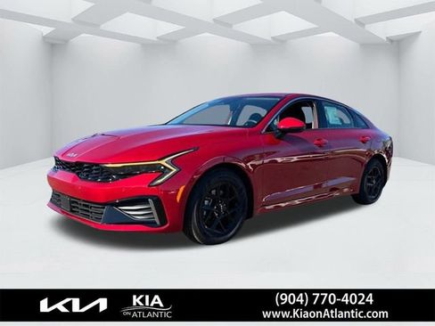 New 2025 Kia K5 LXS FWD image 2