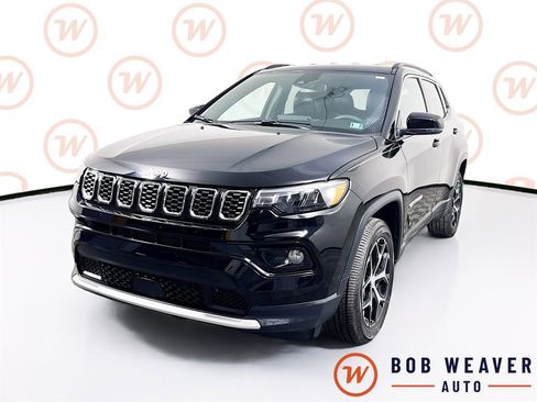 Used 2024 Jeep Compass Limited image 3