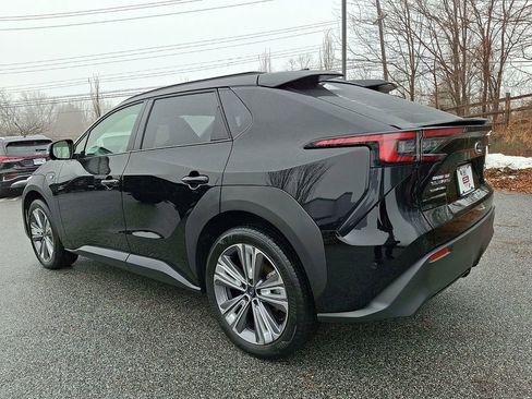 Used 2023 Subaru Solterra AWD image 5