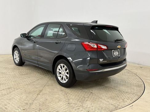 Used 2018 Chevrolet Equinox LS AWD/4WD image 3