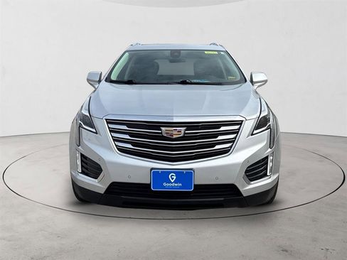 Certified 2018 Cadillac XT5 Premium Luxury image 2