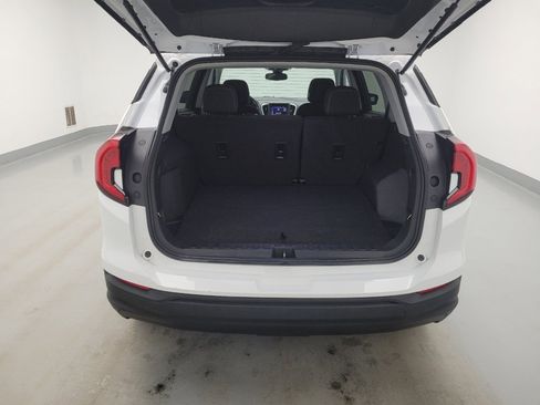 Used 2023 GMC Terrain SLE w/ Driver Convenience Package FWD image 29