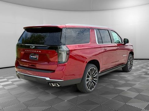 New 2026 Chevrolet Suburban High Country AWD/4WD image 5