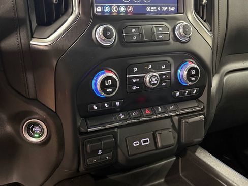 Used 2021 GMC Sierra 1500 AT4 AWD/4WD image 32
