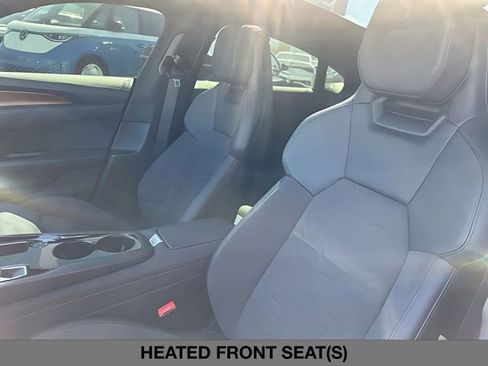 Used 2022 Audi e-tron GT Premium Plus AWD/4WD image 21