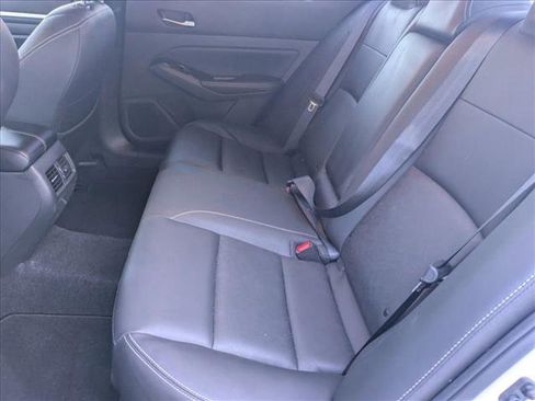 Used 2024 Nissan Altima 2.5 SL image 18