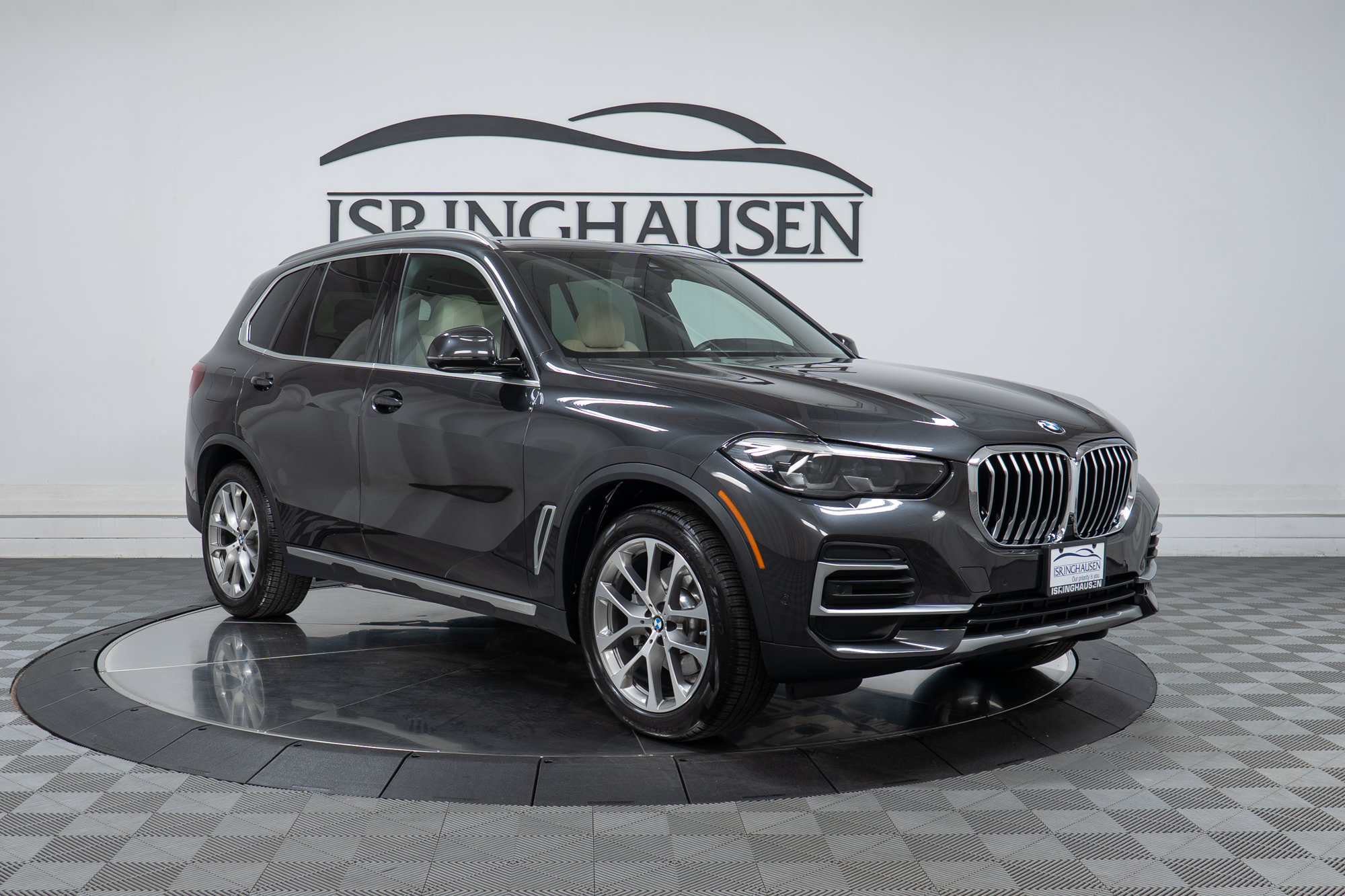 Used 2022 BMW X5 xDrive40i w/ Premium Package AWD/4WD image 3